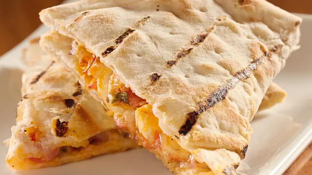 طريقة عمل كاساديا الدجاج المكسيكي