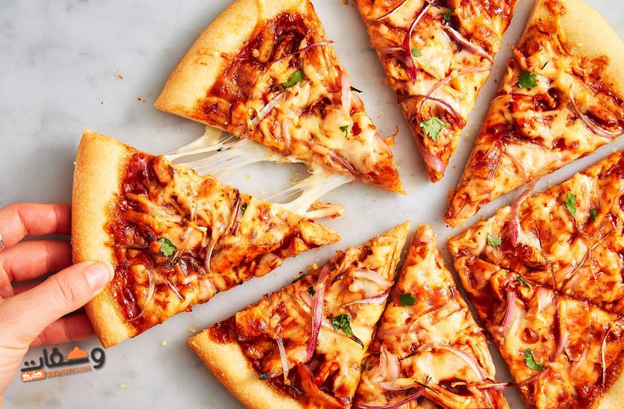 طريقة عمل البيتزا بالفراخ و 3 وصفات جديدة لعجينة البيتزا