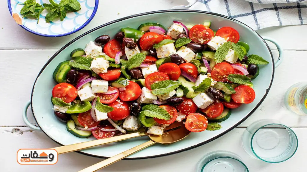 طريقة عمل سلطة يونانية مع الشيف احمد فؤاد