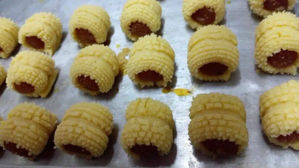 أسهل طريقة لتحضير كعك العيد بالتمر